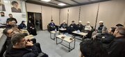 اهدای چفیه و انگشتر آیتالله سید مجتبی خامنهای به خانواده شهیدان سیدعباس موسوی و سیدحسن نصرالله/ حدادیان و پناهیان هم حضور داشتند + تصاویر انگشترها
